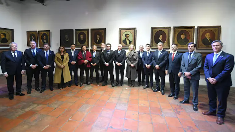 El Gobierno profundizó el recorte de fondos a las provincias en junio y la caída llegó al 62% en el primer semestre