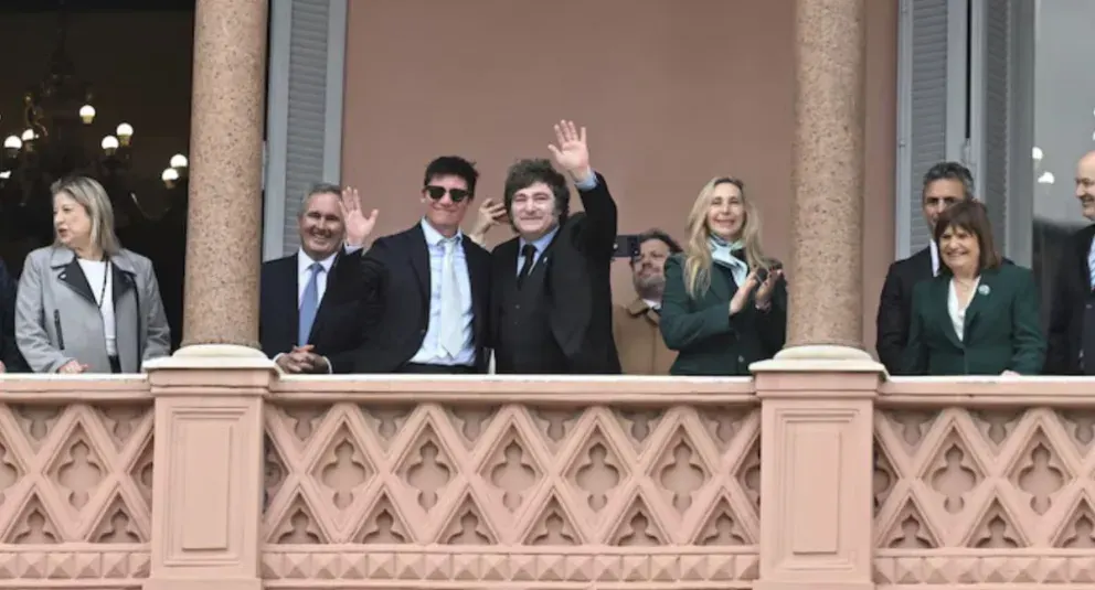 En el Gobierno creen que la interna se aplacó y Milei activa gestos de balance entre las tribus libertarias