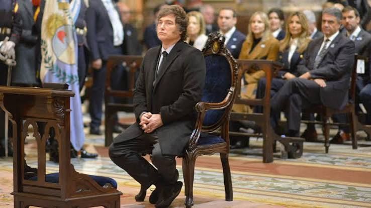 En el Tedeum, García Cuerva convocó a escuchar “los gritos de quienes claman ayuda: pobres, jubilados, enfermos, discapacitados”
