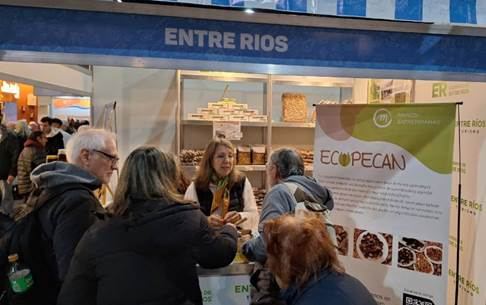Entre ríos muestra hasta el Domingo su potencial turístico y emprendedor en la feria caminos y sabores