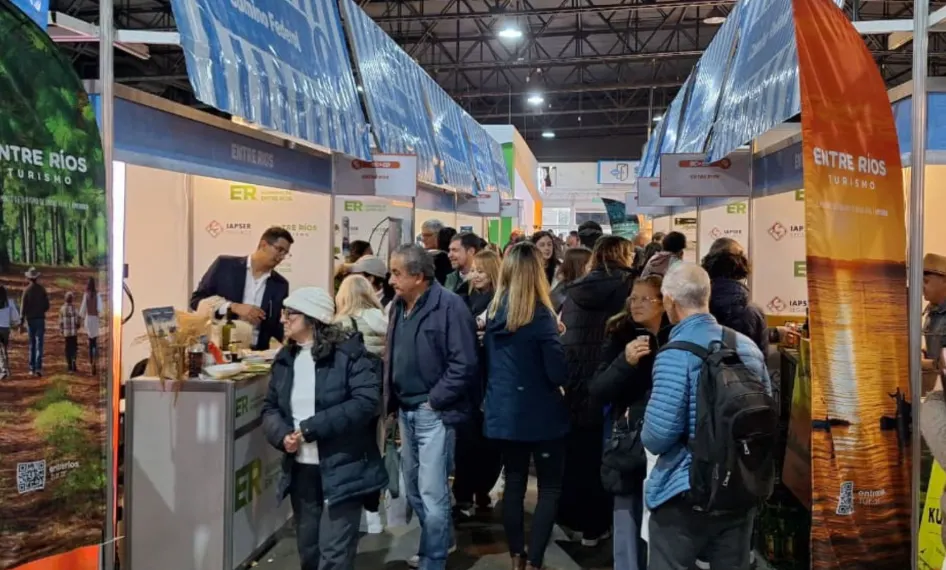Entre Ríos muestra su potencial turístico y emprendedor en la “Feria Caminos y Sabores”