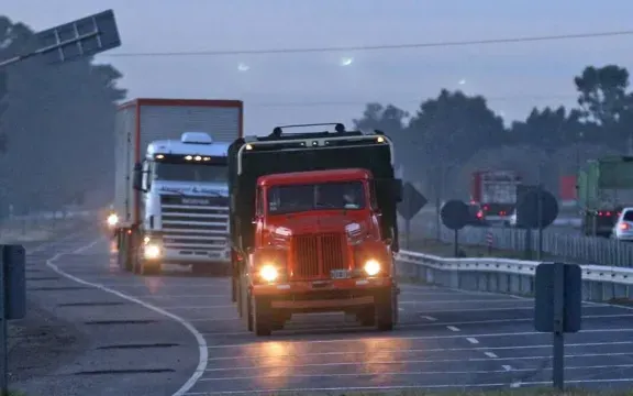 Entre Ríos: Quieren regular el transporte de cargas sobredimensionadas y extrapesadas