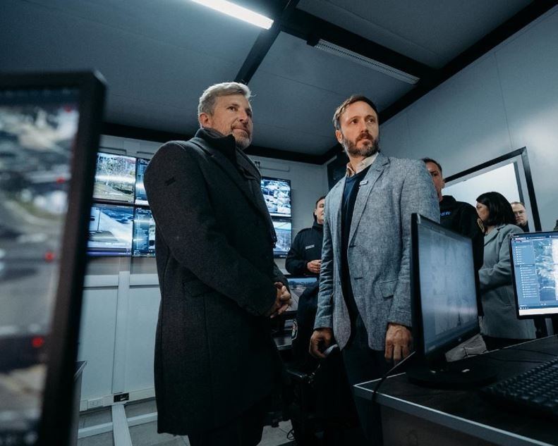 Frigerio inauguró un moderno centro de monitoreo y nuevas instalaciones para la Policía en Concordia