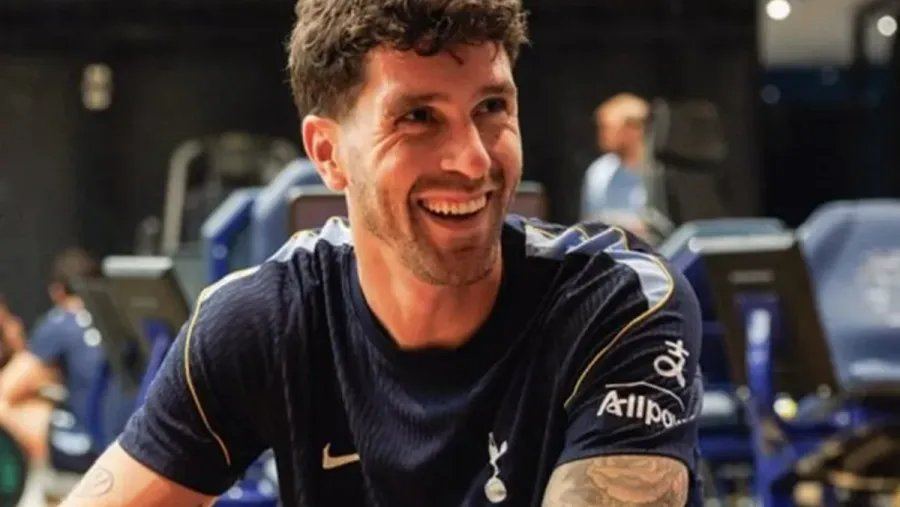 Fútbol: el concordiense Senesi se sumó a Tottenham tras el Mundial 2026