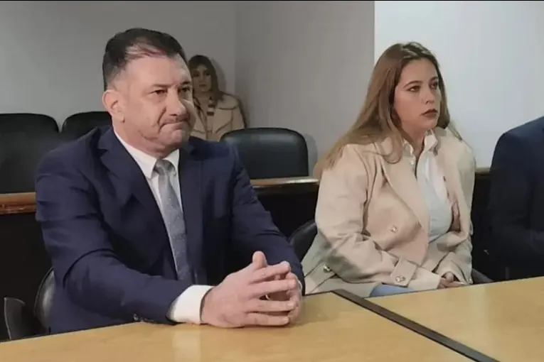Kueider volvió a negar haber cometido un delito mientras está a la espera del veredicto