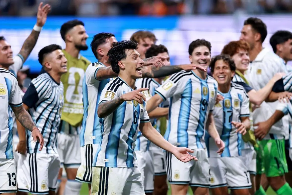 La FIFA sostuvo que las críticas por el arbitraje de Argentina-Egipto son “infundadas”
