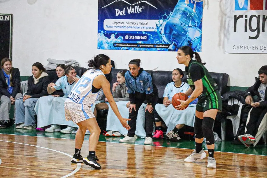 Liga provincial de mayores femenino: Unión de Crespo pisó fuerte en casa