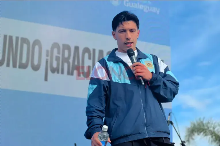 Lisandro Martínez cuestionó el trato hacia Argentina en el Mundial: “Siempre respetamos al rival”