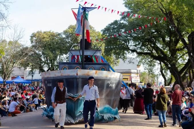 Los Lirios animarán la última noche de la Fiesta Nacional de la Colonización