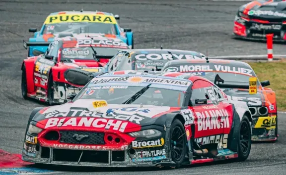 Mariano Werner y Nicolás Bonelli corren en Posadas con el Turismo Carretera