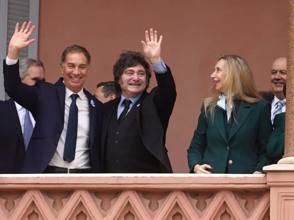 Milei suma apoyos de gobernadores pero no le alcanzan en el Senado