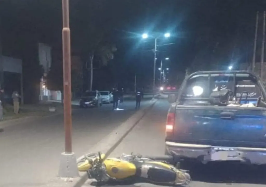 Motociclista sufrió lesiones al chocar contra una camioneta en Valle María