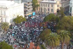 Paraná festejó en la calle el pase de Argentina a cuartos de final