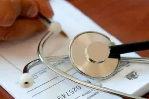 Prepagas: nuevos aumentos en agosto con diferencias por edad y región