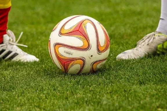 Primera “B”: Sporting se mantiene arriba