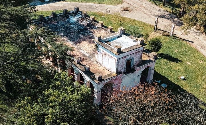 Primeros trabajos para restaurar la histórica residencia del General Urquiza