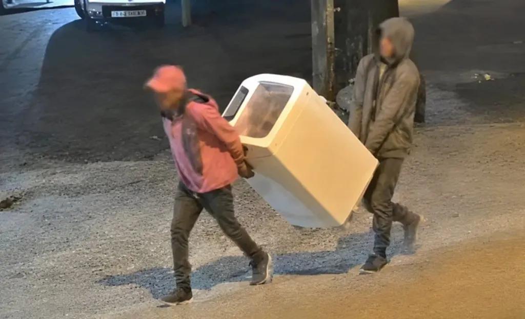 Robaron un lavarropas de una vivienda en barrio Quinta La Paz durante la madrugada