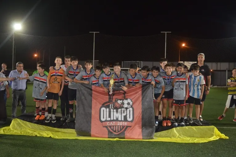 Se juega la quinta edición del torneo Lanús Tu Amigo