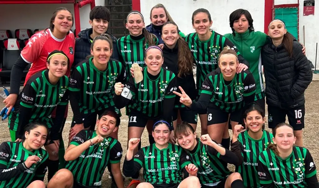 Se palpita la gran final: Juventud Unida y Unión de Crespo juegan la ida en el Femenino
