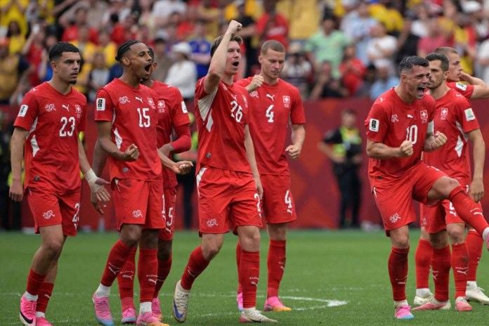 Suiza eliminó a Colombia por penales y será el rival de Argentina