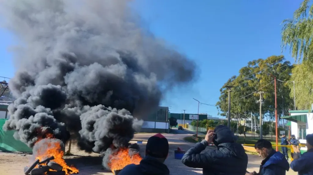 Trabajadores de Granja Tres Arroyos realizaron una asamblea y anticipan nuevas medidas