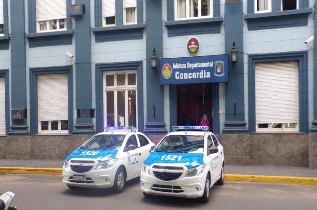 Una mujer denunció un robo de celular, pero luego admitió que era mentira y reveló el motivo