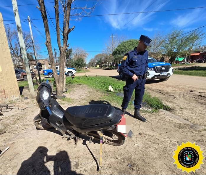 Allanamiento durante el mediodia del Domingo en Federal: Secuestraron celulares y dos vehículos