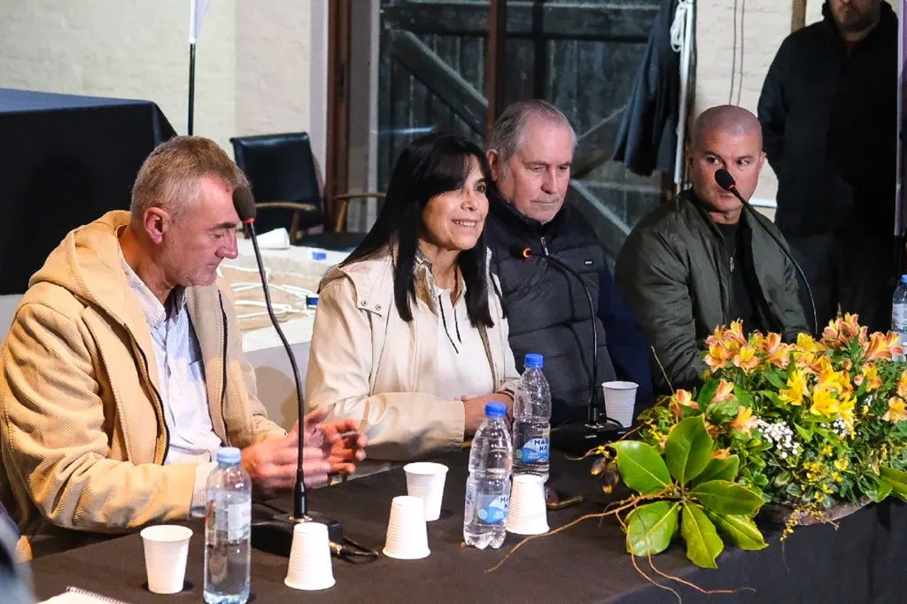 Aluani abrió el Rally Entrerriano en Hernández