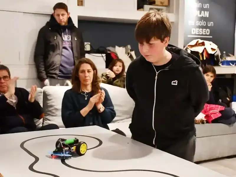 Alumnos del Club de Robótica Concordia participaron de un encuentro amistoso