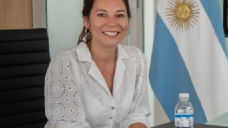 Ballejos: “Mientras discutimos el sistema, hay escuelas donde los chicos desayunan una manzana o mate cocido»