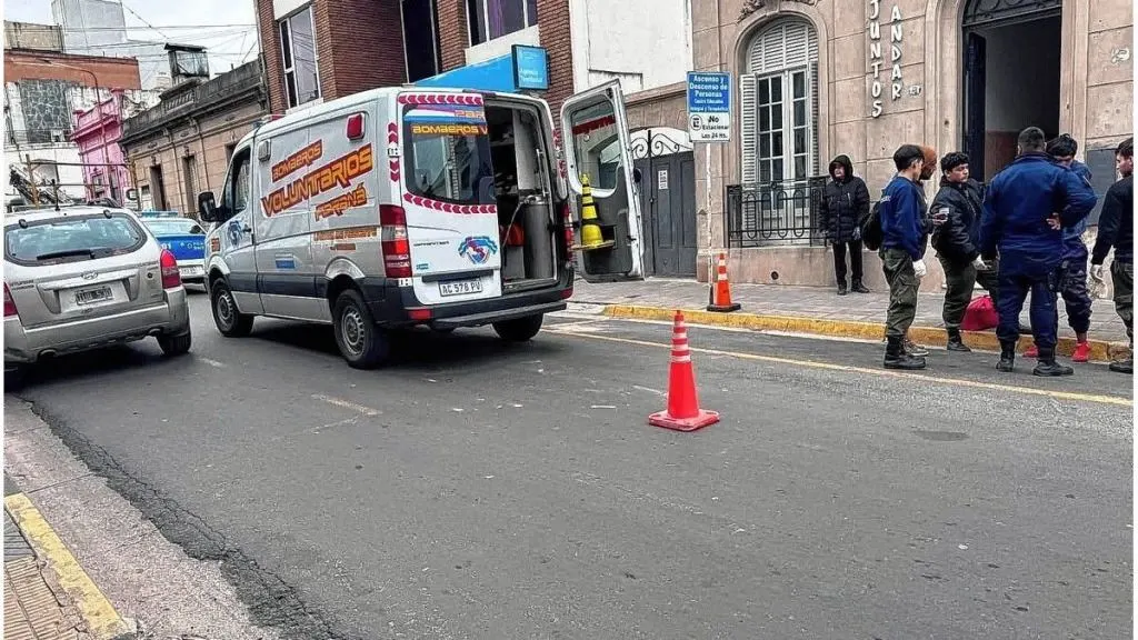 Bomberos Voluntarios denunciaron un destrato policial durante una emergencia en Paraná
