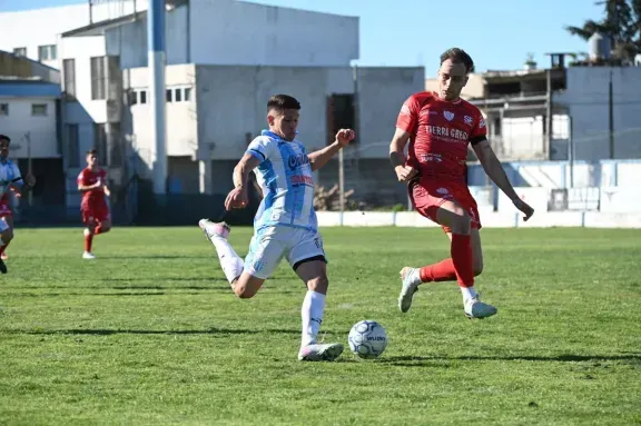 Central Larroque le sacó un empate a Juventud Unida en la Primera