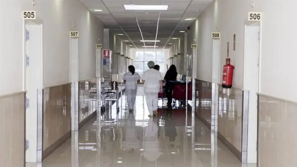 Clínicas privadas en alerta: denuncian atrasos en los pagos de obras sociales y un desfasaje del 160% del PAMI