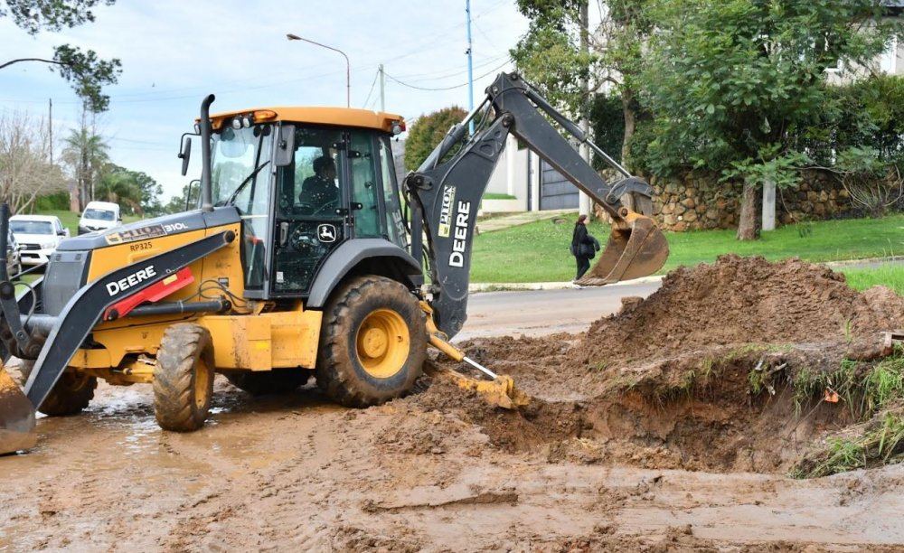 Comenzaron las obras complementarias previas a la pavimentación de 34 cuadras de la zona noreste de Concordia