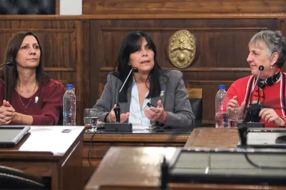 Comunas y Municipios se capacitan para gestionar los residuos