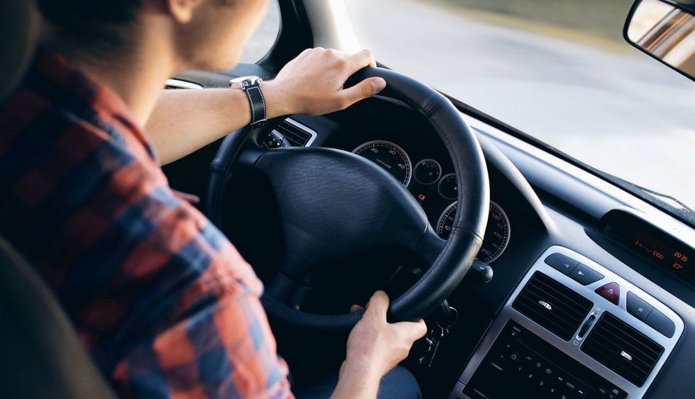 Curso y examen para obtener la licencia de conducir en La Bianca