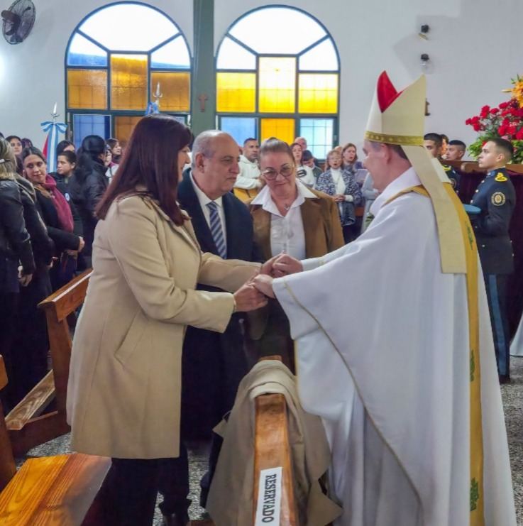 Daniel Rossi acompañó la celebración de Santa Elena