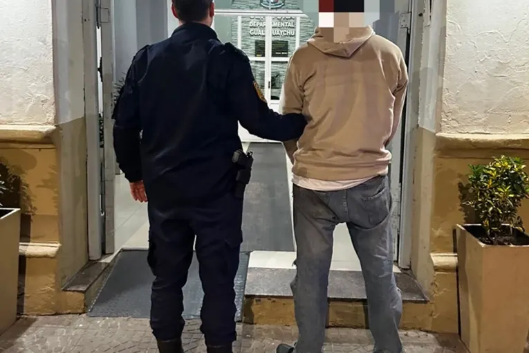 Detuvieron a un hombre acusado de golpear a su hija de 14 años