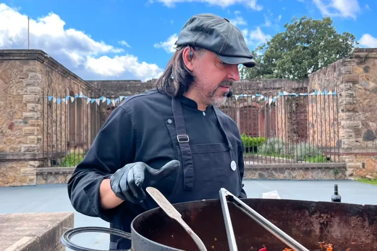 El campeón argentino de cocina al disco contó como se diseño el plato cocinado en el castillo San Carlos