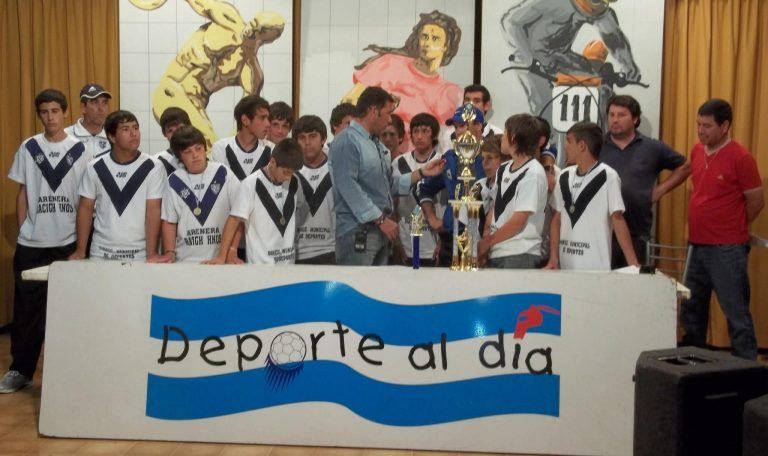 El Club Vélez busca fotografías históricas para armar un museo virtual