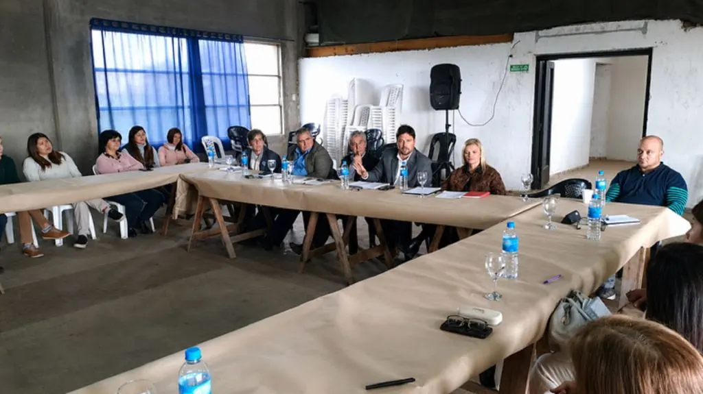 El gobierno provincial gestiona soluciones junto a comunas y juntas de gobierno de Gualeguay