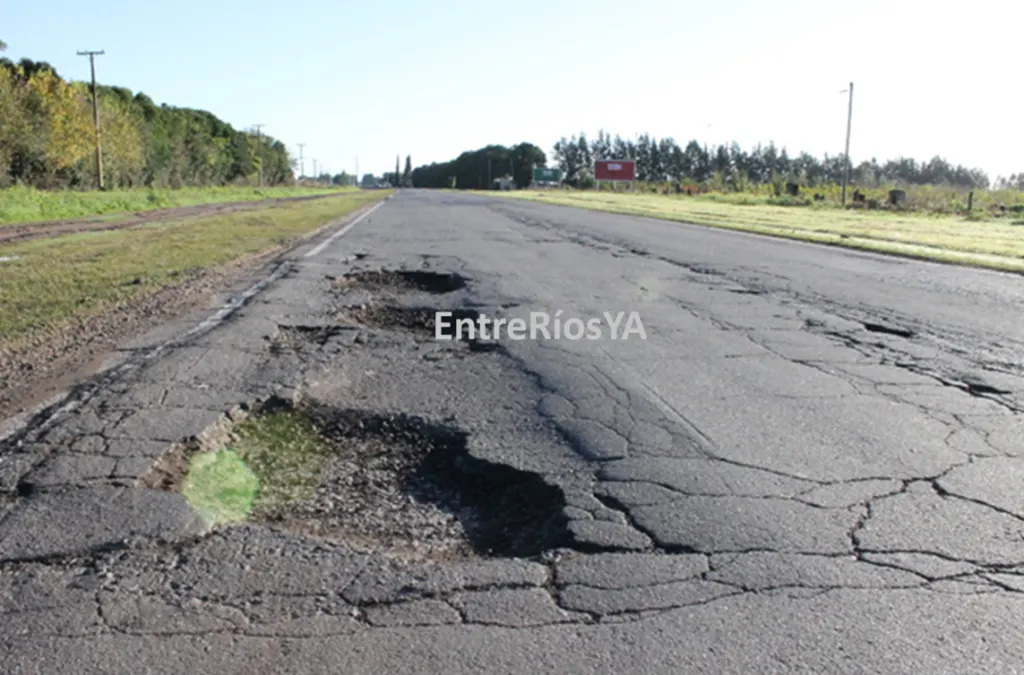 El vocero presidencial admitió que se desvían fondos destinados a rutas para sostener el “equilibrio fiscal”