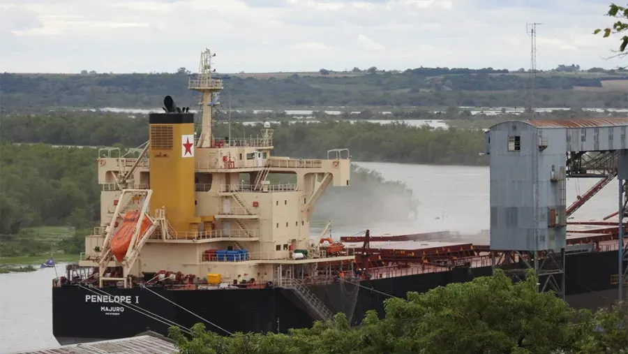 Entre Ríos lidera el transporte fluvial de granos del país: concentra nueve de cada 10 toneladas