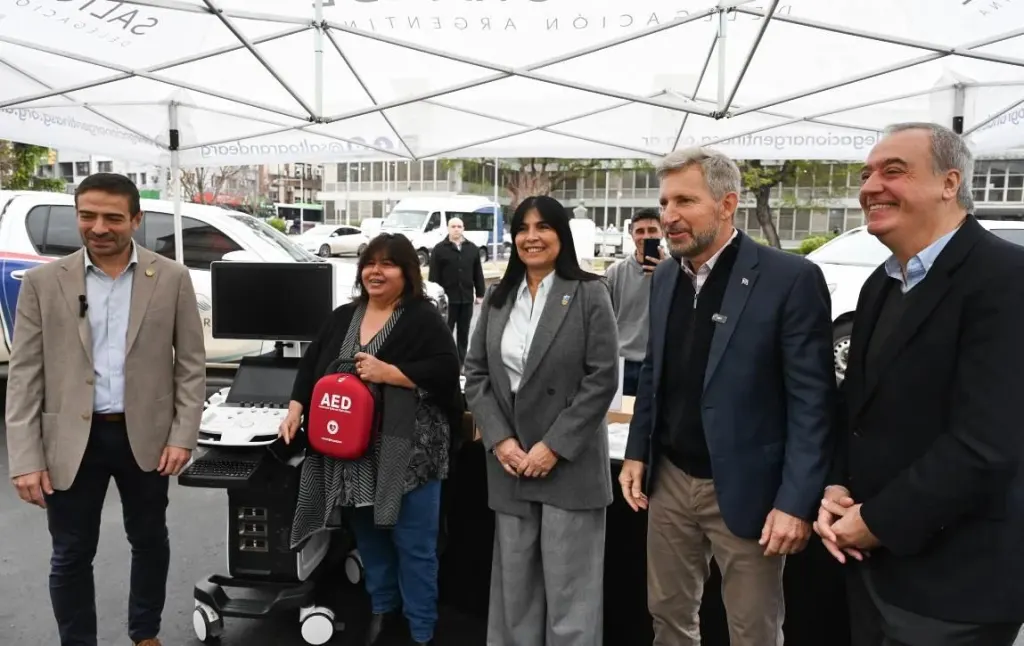 Entre ríos refuerza el sistema sanitario con la incorporación de 24 ambulancias y nuevo equipamiento