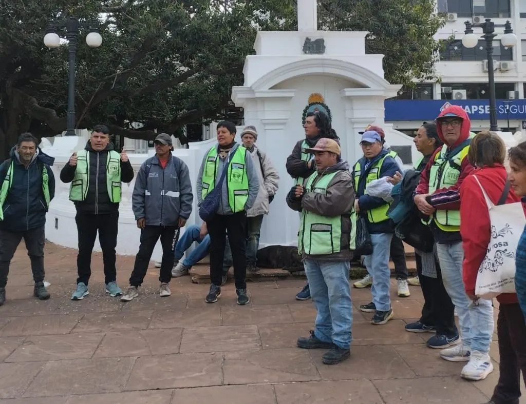 Estacionamiento medido: se movilizan tarjeteros