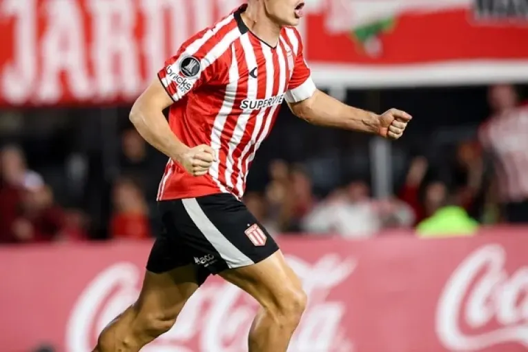 Estudiantes LP recibe a Universidad Católica por la ida de los octavos de final de la Copa Libertadores