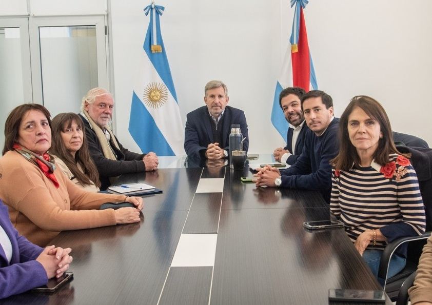 Frigerio afina con UPCN el nuevo convenio colectivo