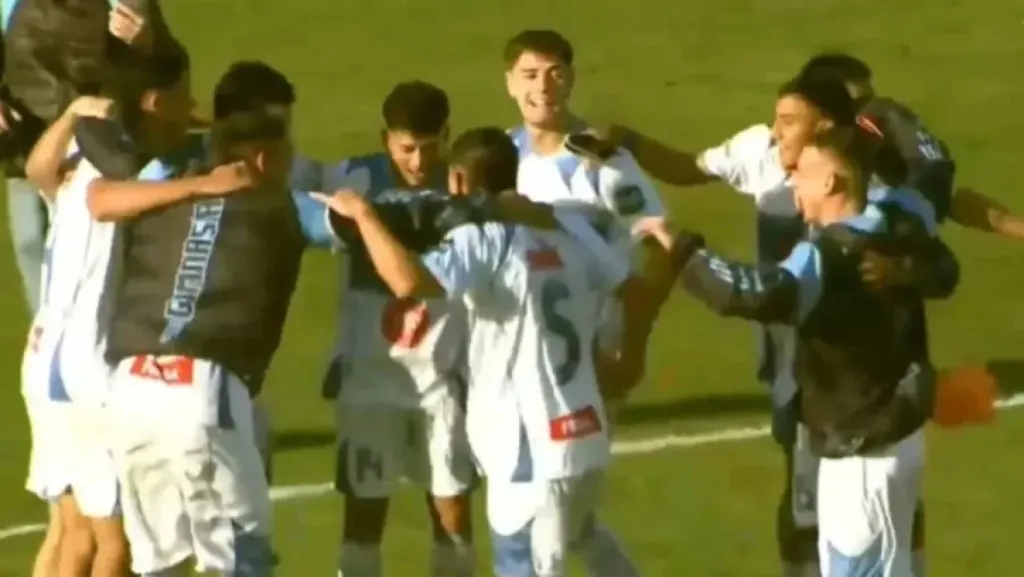 Gimnasia ganó en Escobar, sigue invicto y es líder de la Reválida