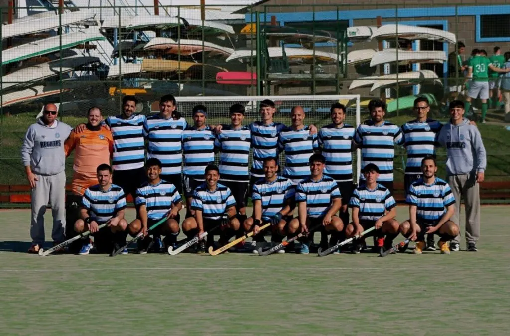 Hockey: Los varones de Regatas sumaron su quinto triunfo del torneo