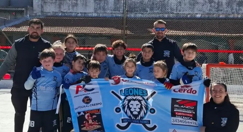 Hockey sdobre patines: La Escuelita Leones volvió con todo tras el receso en el Torneo Liga Paraná